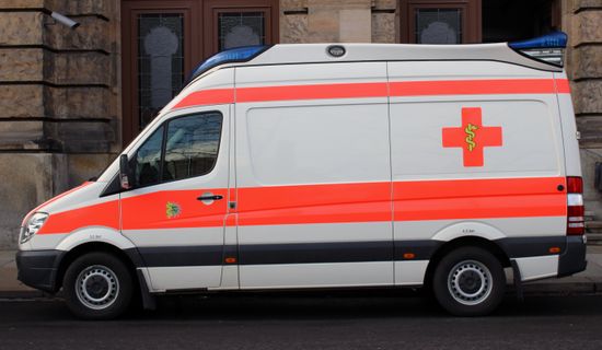 鄄城救护车婴儿转运多少钱 新生儿救护车转运费用
